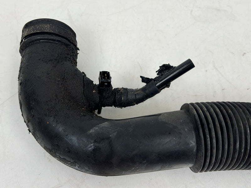 1993-1997 Volvo 850 Fresh Air Intake Tube Hose Duct 9161380 OEM