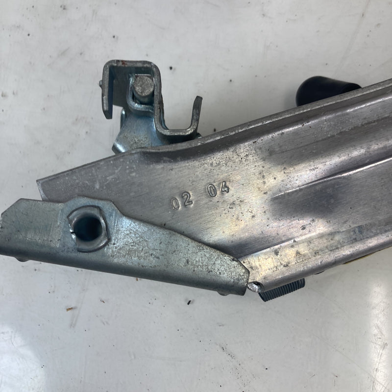 2001-2005 Volkswagen Passat Wheel Jack and Cover OEM #5521M