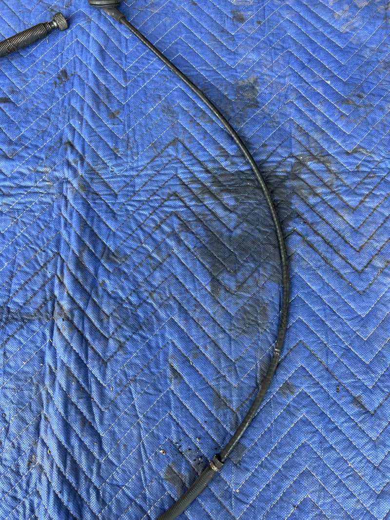 Volvo 240 - Speedometer Cable