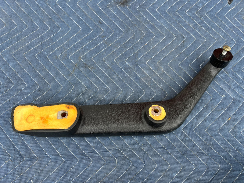 1967-1974 Volvo 140 142 144 145 Front Right Left Door Handle Arm Rest OE #4863EM