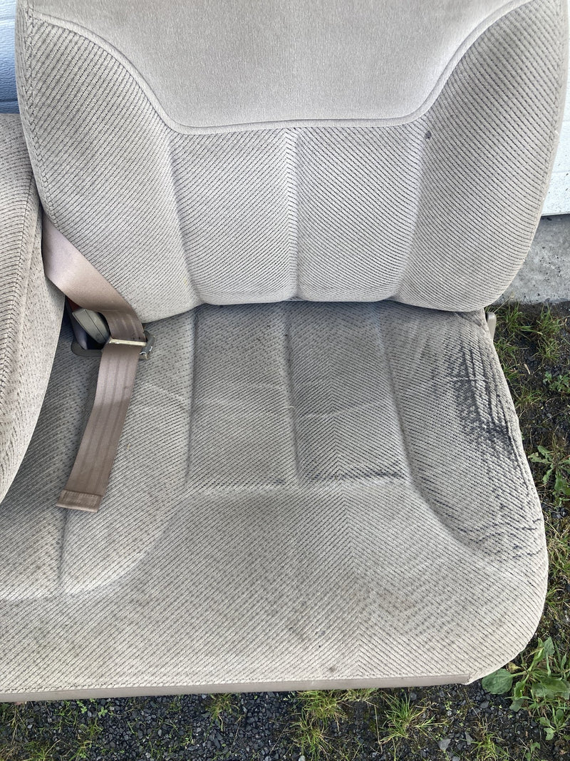 1995-1998 Chevrolet Silverado 2500 GMT400 Front Bench Seat OEM