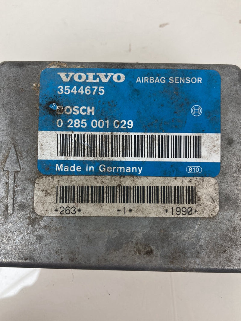 1992 Volvo 940 944 - Airbag Sensor PN: 3544675 0285001029