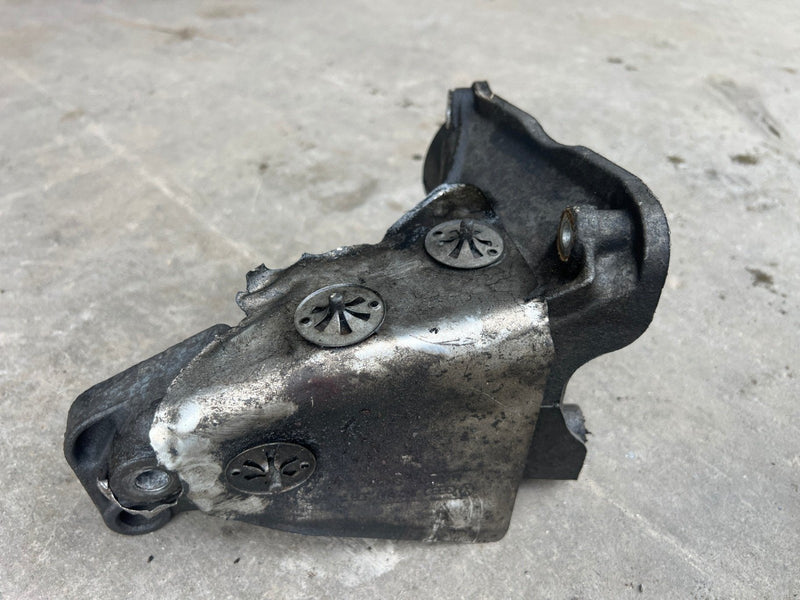 1985-1992 Volkswagen Golf Engine Mount Motor Bracket Pair 1H0199354 OEM