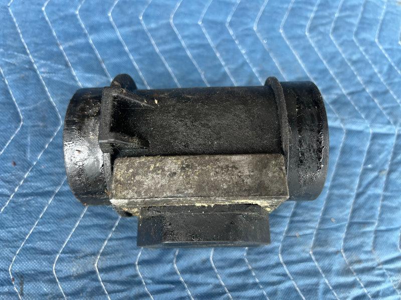 1986-1993 Volvo 240 244 245 MAF Mass Air Flow Sensor Meter 0280212007 OE #4098EM