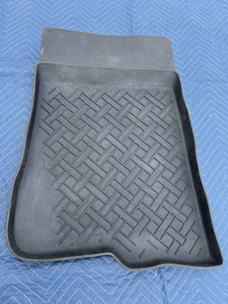 Volvo 240 242 244 245 Left & Right Front Rensi Floor Mat Pair Black OEM #3914E