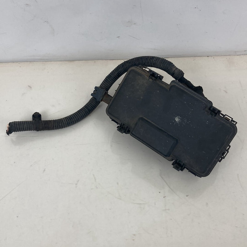 2002-2004 Honda CR-V RD2 Fuse Box S9A-GO OEM #5097M