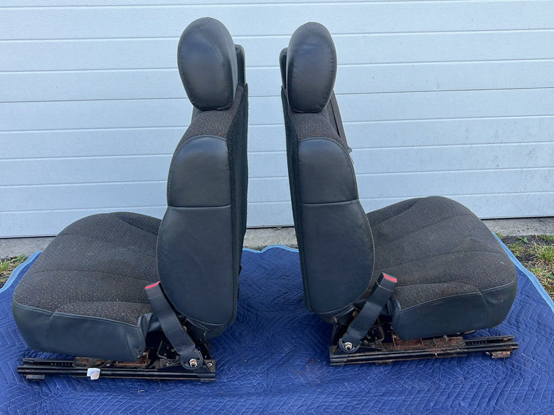 1995-1998 Chevrolet Silverado Tahoe GMC Seat Front Pair Gray Cloth OEM #5614EM