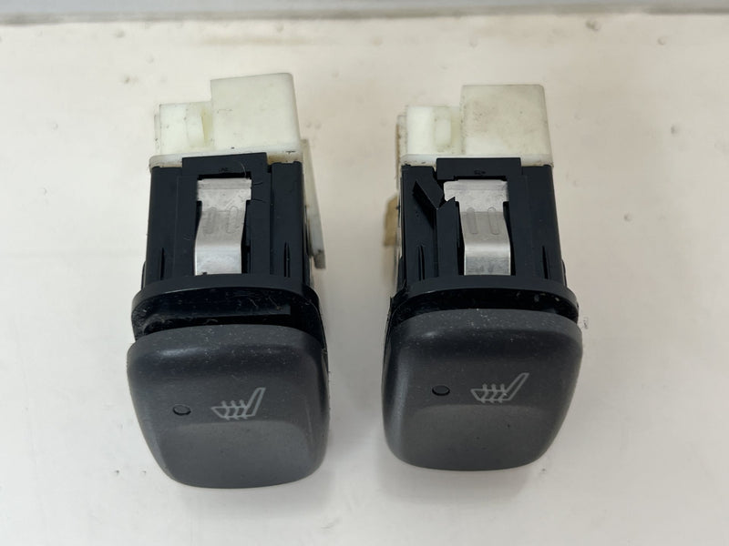 1998-2000 Volvo S70 V70 XC Heated Seat Button Switch Pair 9162939 OEM #6871EM