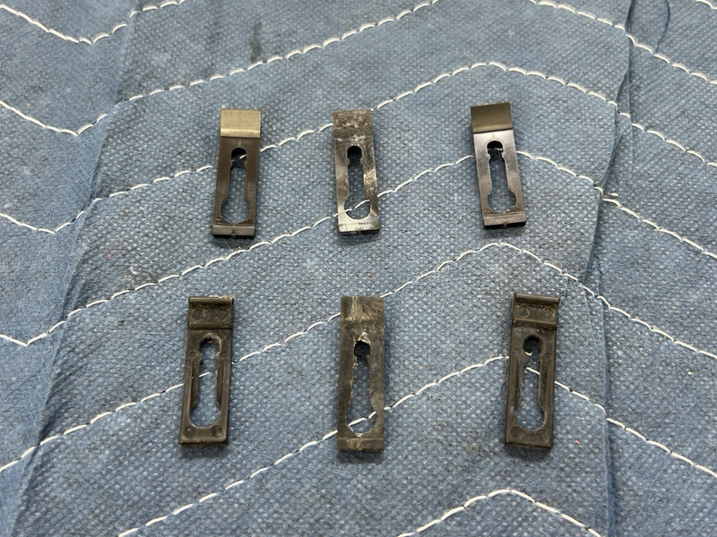 1993-1997 Volvo 850 850R Grille Grill Assembly Retaining Clips OEM #4559E