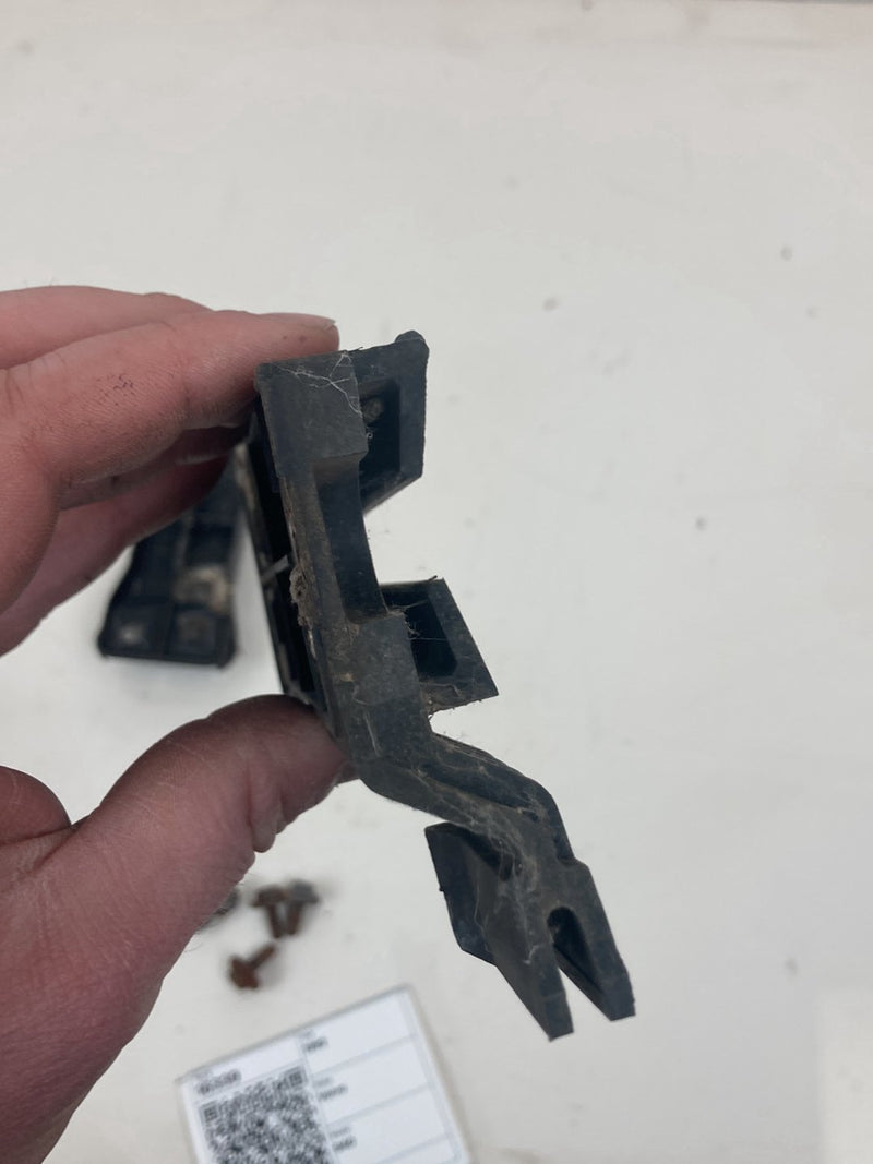 1992 Volvo 940 944 - Front Bumper Bracket PN: 1392927-1 LH 3518075-1 RH