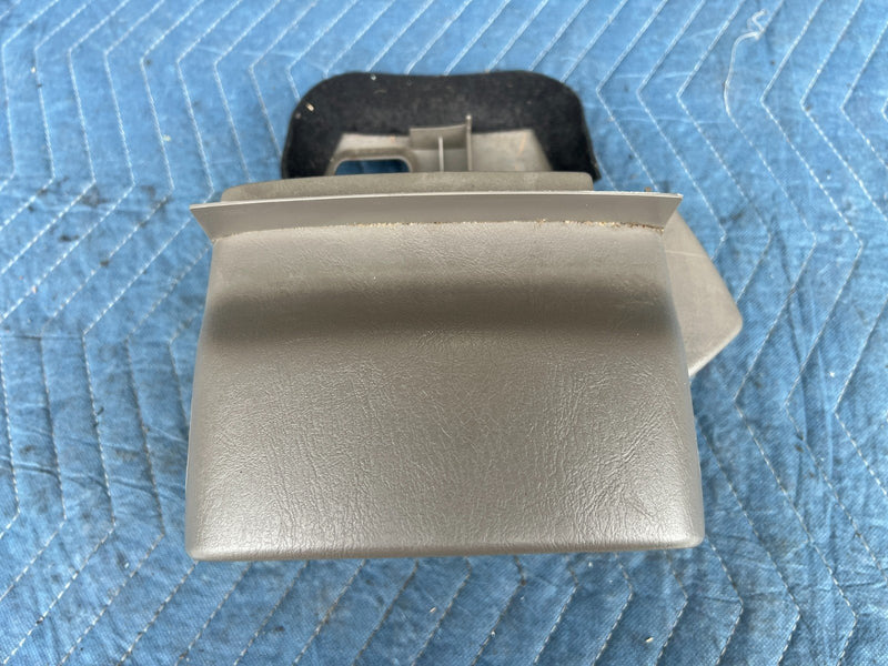 2002-2006  Toyota Camry Steering Column Cover Shroud 45287-33170 OEM #110DU