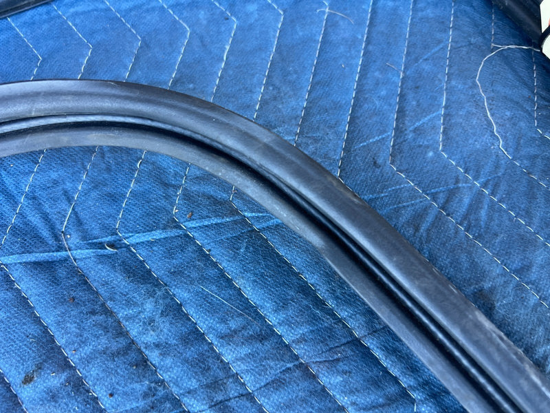 1998-2002 Honda Accord Rear Trunk Main Seal Weather Strip Gasket OEM #2020CN