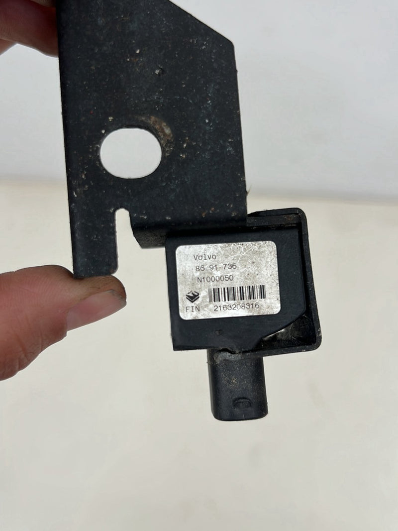 2004-2007 Volvo S60R V70R Crash Impact Sensor 8691734 OEM #5805EM
