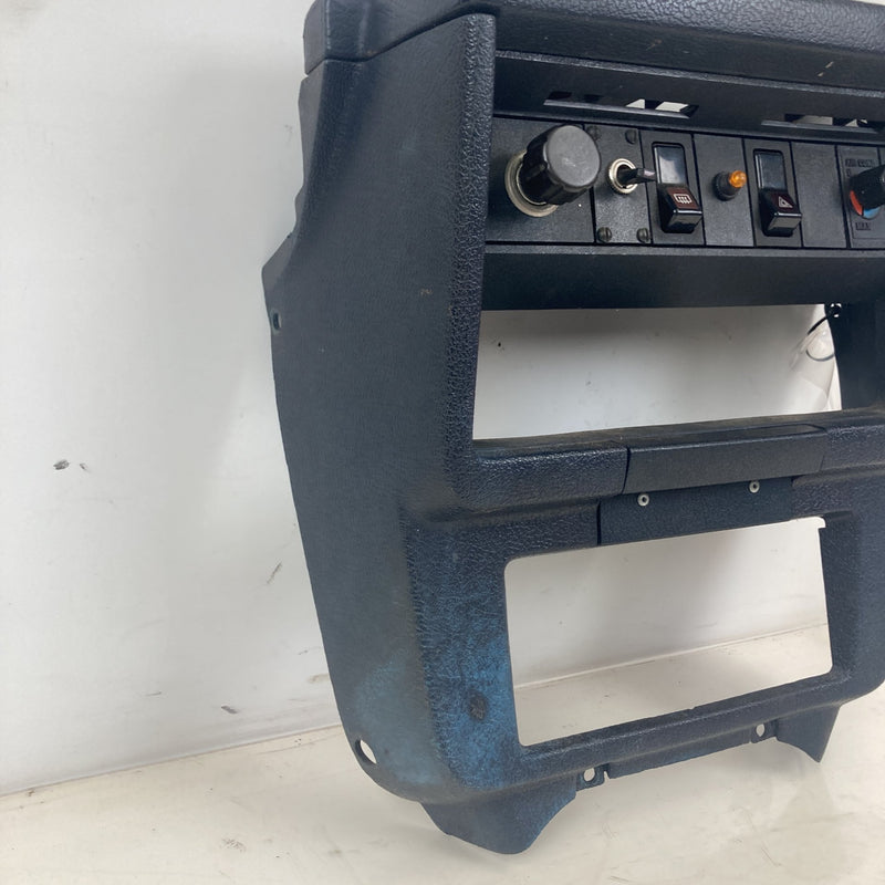 1981-1985 Volvo 240 245 Center Dash Trim Defrost Switch 1342620 OEM