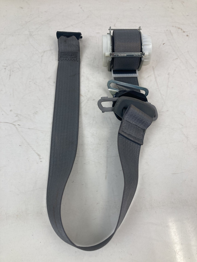 2014-2018 Chevrolet Silverado GMT900 Seat Belt Rear Right 19301676 OEM #5616M