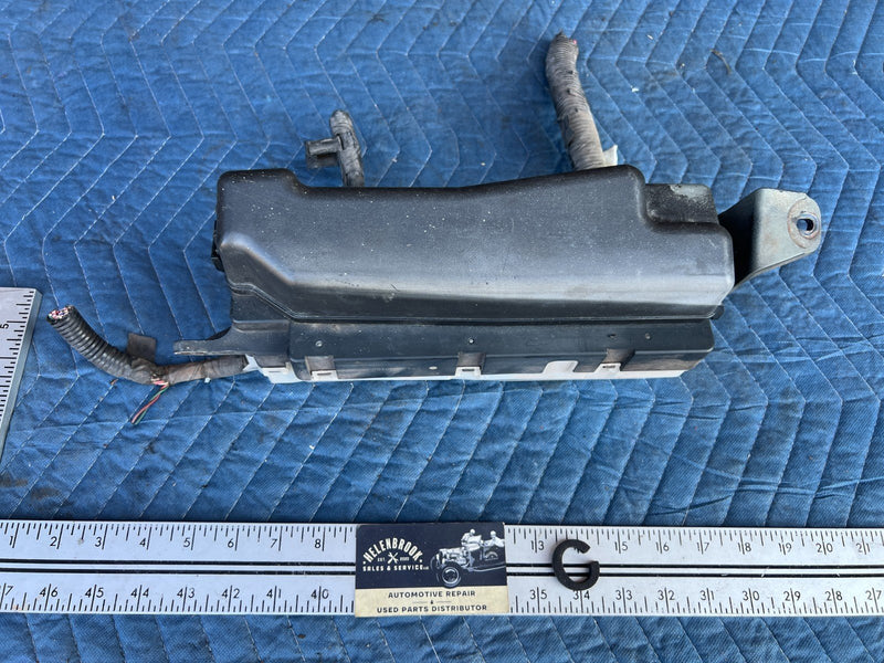 2003-2008 Toyota Corolla Cabin Dash Fuse Box Relay Junction OEM #3354EM