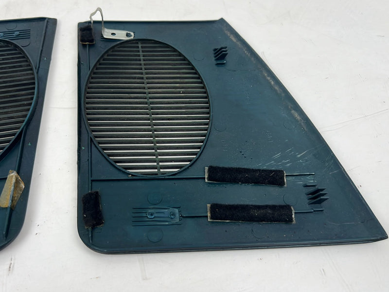 1988-1994 Chevrolet Silverado Sierra Dash Speaker Grille Trim Blue OEM #5499EM
