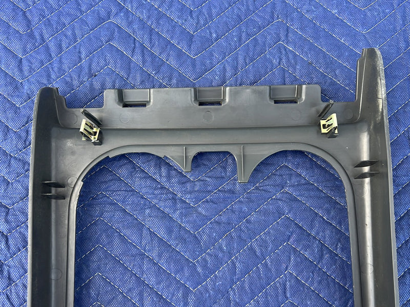 Chevrolet Silverado - Center Console Trim PN: 15070499