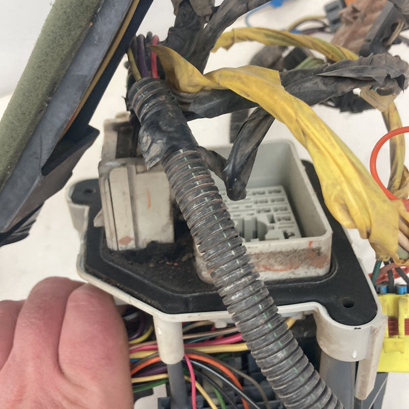 1996 Chevrolet Silverado GMT800 - Dash Wiring Harness PN: 0856