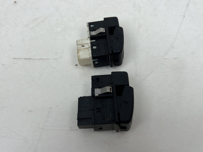 1993-1997 Volvo 850 Dash Heated Seat Control Switch Pair 9148765 OEM