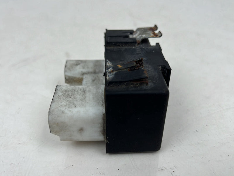 1990-1992 Volvo 740 745 940 Cooling Fan Relay 3523872 OEM #5898EM