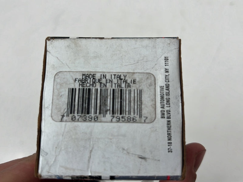 1993-1995 Volvo 850 BWD Distributor Rotor D715P w/ Box OEM