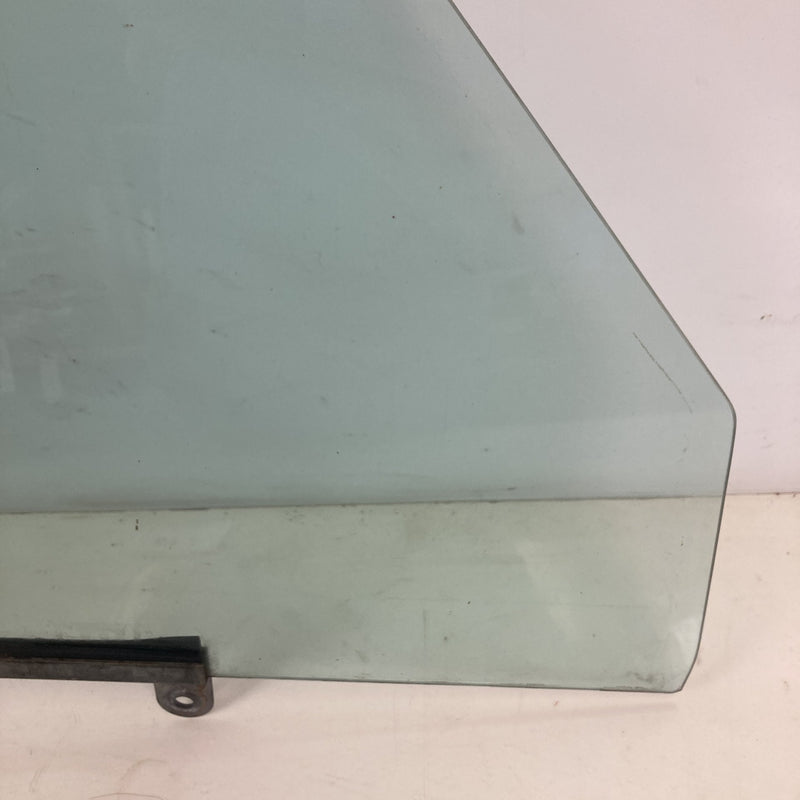 1981-1985 Volvo 240 245 Front Right Window Glass Passenger OEM