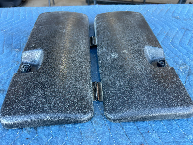 1986-1993 Volvo 240 244 Sedan Tail Light Socket Trim Cover Pair OEM #4359EM