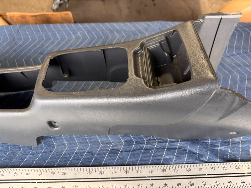 1998-2000 Toyota RAV4 Center Console Base Assembly 58811 42010 OEM #2305CN