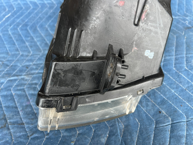 2012-2015 Chevy Cruze Driver LH Headlight Assembly OEM #2240CN