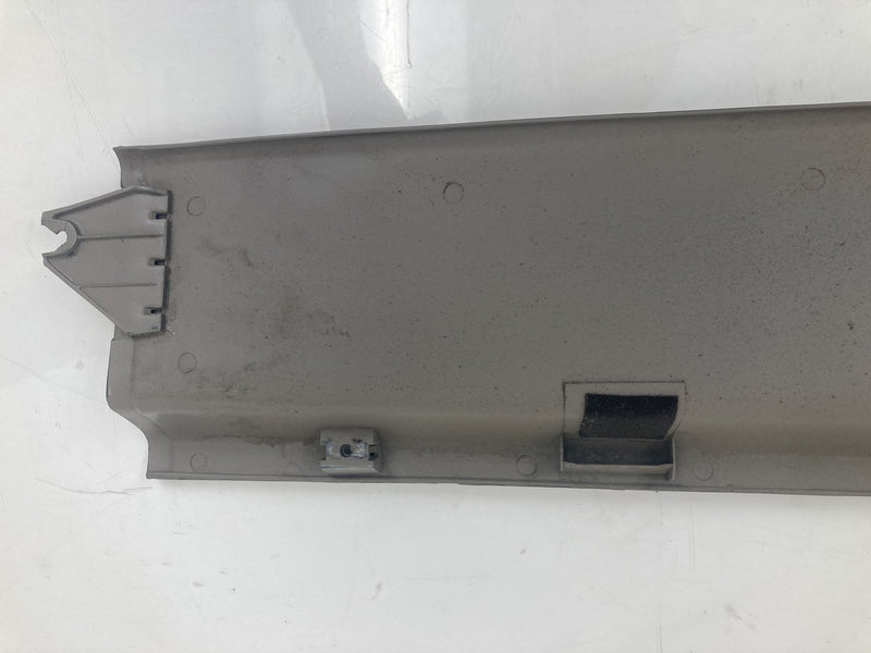 1995-1998 Chevrolet Silverado 2500 GMT400 Ceiling Dome Light Trim 15964911 OEM