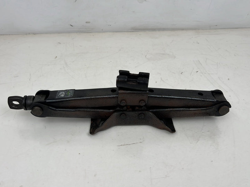 1993-1997 Volvo 850 Emergency Spare Tire Change Scissor Jack OEM