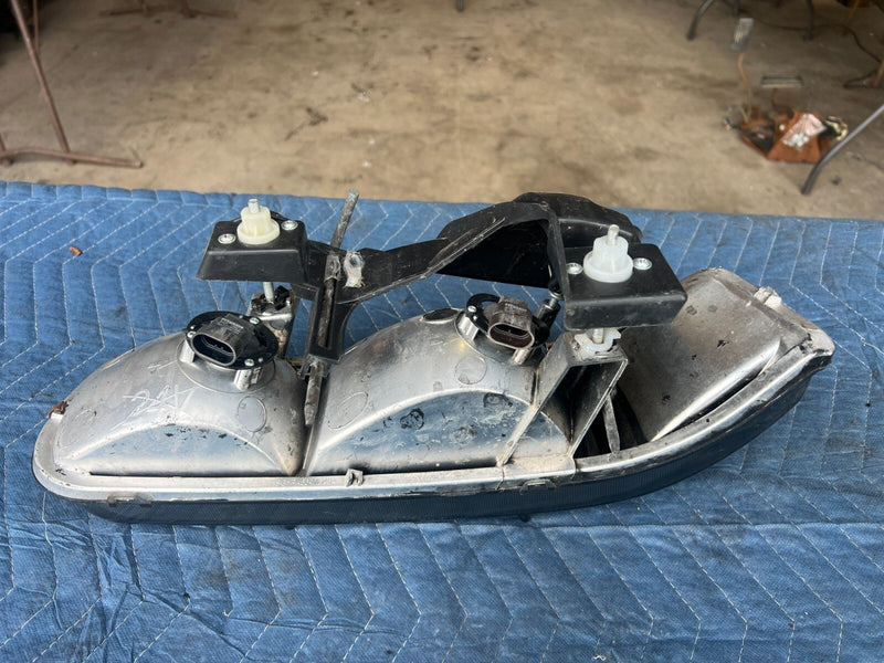 1999-2002 Chevy Silverado GM 1500 2500 Upper RH & LH Headlight Pair OEM #1732CN