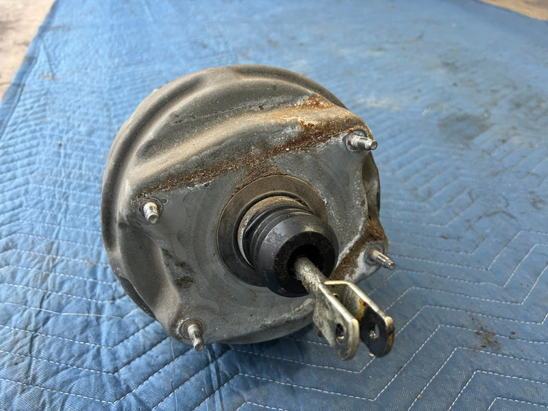 1986-1993 Volvo 240 244 245 Brake Booster & Master Cylinder Assembly OEM #4470EM