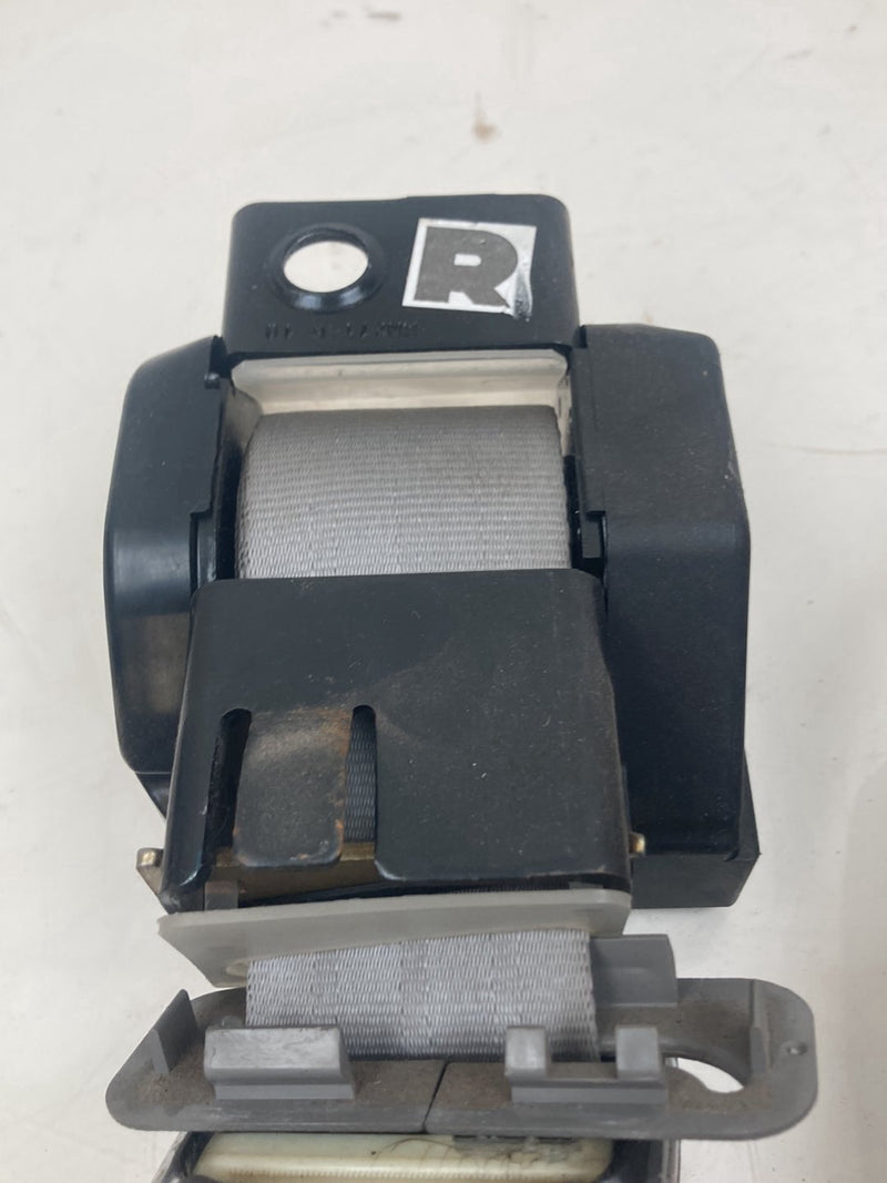 1996 Chevrolet Silverado GMT800 - Seat Belt Rear Right PN: 15728034 9022