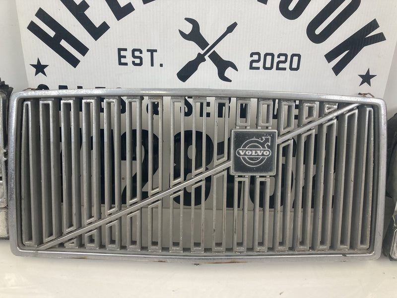 1980 Volvo 244 - Headlight Set