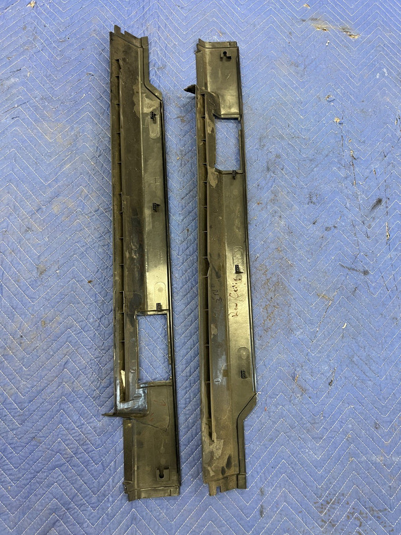 1992-1995 Volvo 940 740 L & R 3rd Row Ceiling Overhead Headliner Trim OE #3197EM