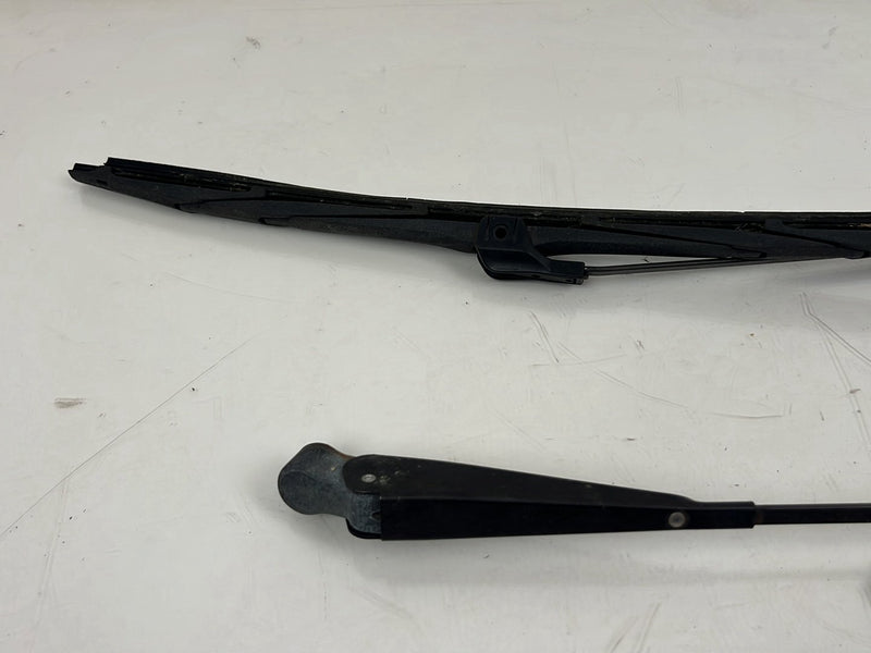 1975-1980 Volvo 244 240 Front Left &amp; Right Wiper Arm Pair OEM #5285EM