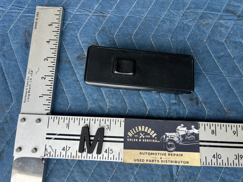 1989-1995 Volvo 740 940 Sedan Front Right RH Passenger Window Switch OEM #3771EM