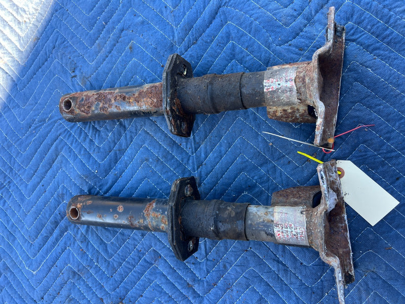 1986-1993 Volvo 240 244 245 Front LH & RH Bumper Shock Pair OEM #4190EM