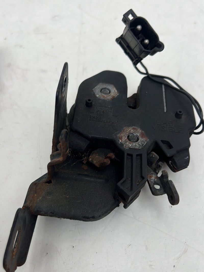 1998-2000 Volvo V70 S70 Right Left Engine Bonnet Hood Lock Latch Pair OEM