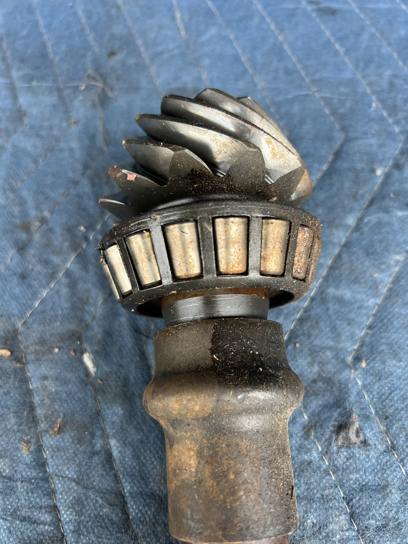 1985-1988 Suzuki Samurai Rear Ring & Pinion Gear Set 3.73 Ratio OEM #6730EM