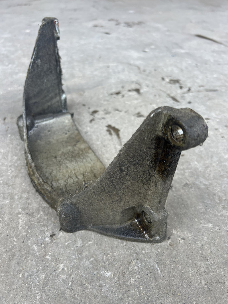 1973 Volvo 140 142 - Transmission Inspection Cover PN: 419314