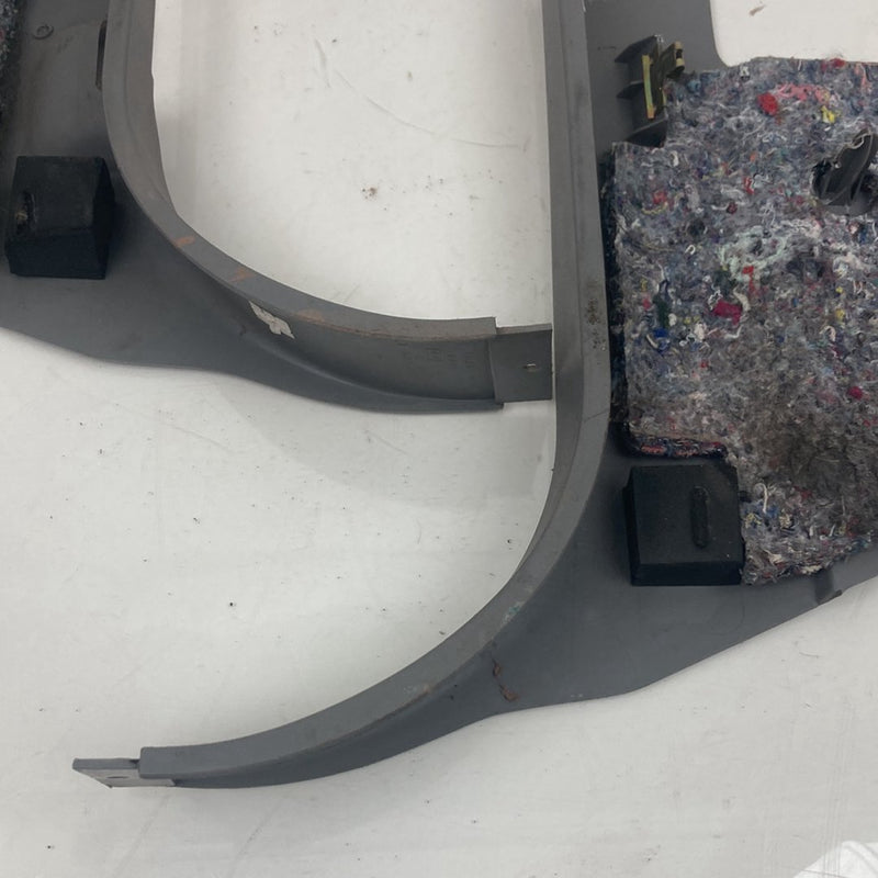 1996 Chevrolet Silverado GMT800 - Kick Panel PN: 15952918 15952919