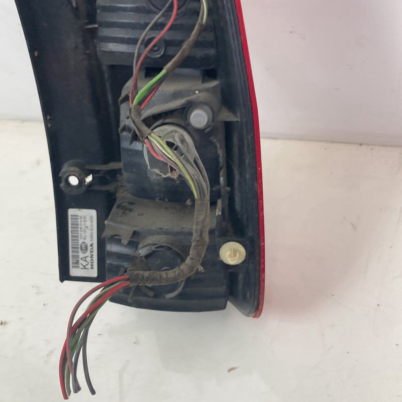 2002-2004 Honda CR-V RD2 Tail Light Left 3355A-SCA-A000 OEM #5100M
