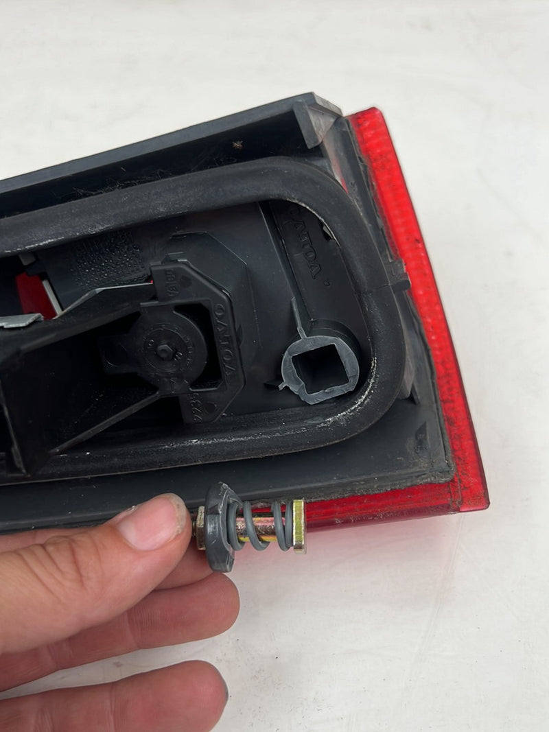 1998-2000 Volvo V70 S70 Upper Lower Tail Light Lamp Assembly Full Set OEM