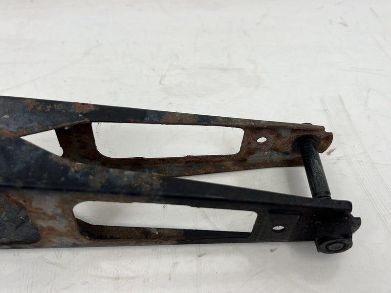 1993-1997 Volvo 850 Upper Engine Torque Rod Mount Bracket OEM
