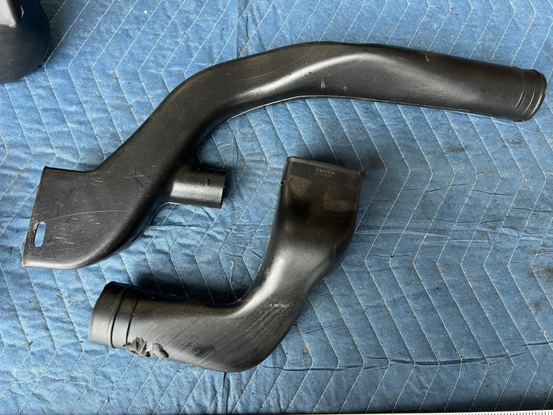 1989-1995 Volvo 740 940 Sedan RH & LH HVAC Heat AC Duct Tube Set OEM #3829EM