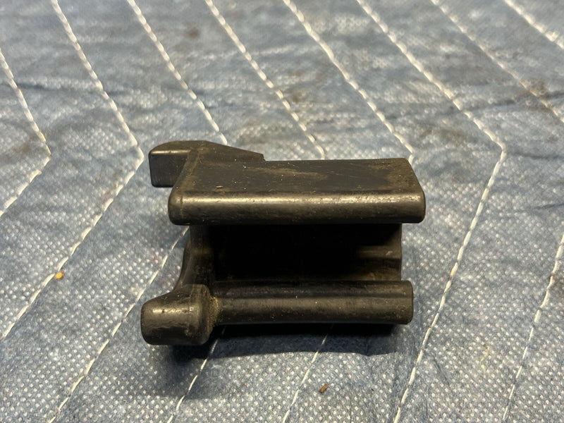 1998-2000 Volvo V70R V70 S70 Battery Hold Down Clamp Lock Bracket OEM #4069E
