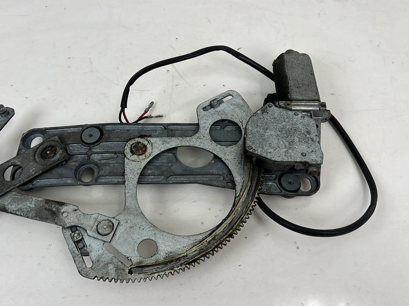 1986-1993 Volvo 240 244 Front Passenger Right Window Regulator 1315021 OEM #5570EM